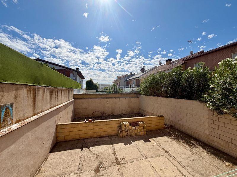 Foto 0f3f6286-316f-4962-96ed-1d042f78ba79. Chalet en calle valenzana 5 estupendo chalet en Estación-Cruz Roja Illescas