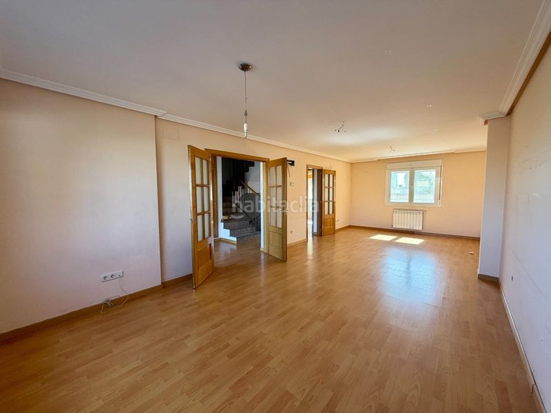 Foto 66a616ee-3362-45d3-9b21-ada27220ffe6. Chalet en calle valenzana 5 estupendo chalet en Estación-Cruz Roja Illescas