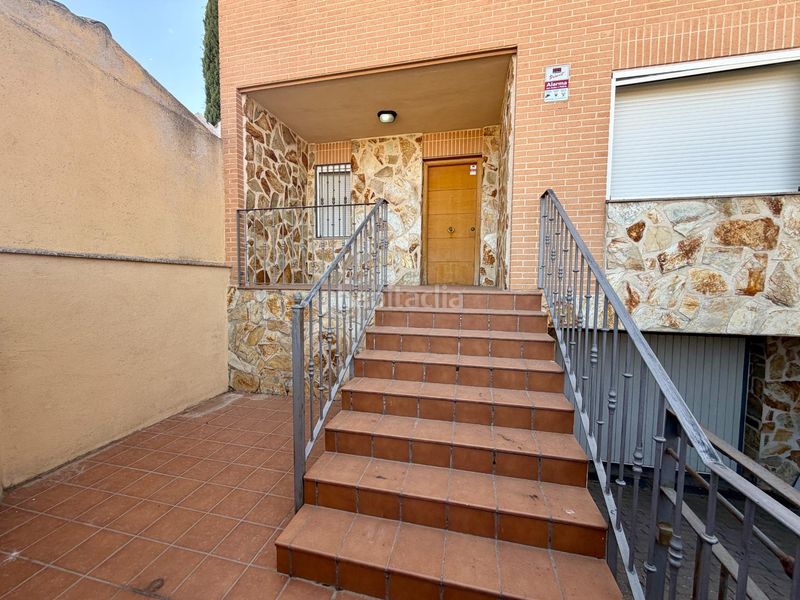 Foto 6d5f224a-91bb-4590-9a8a-6b38951a6315. Chalet en calle valenzana 5 estupendo chalet en Estación-Cruz Roja Illescas