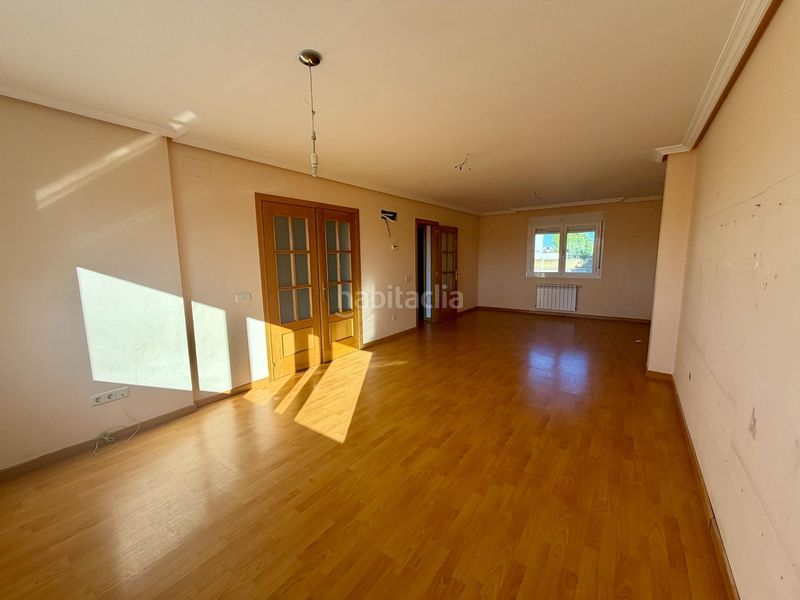 Foto 9a758fcb-106a-4adc-a52a-d0248e972d41. Chalet en calle valenzana 5 estupendo chalet en Estación-Cruz Roja Illescas