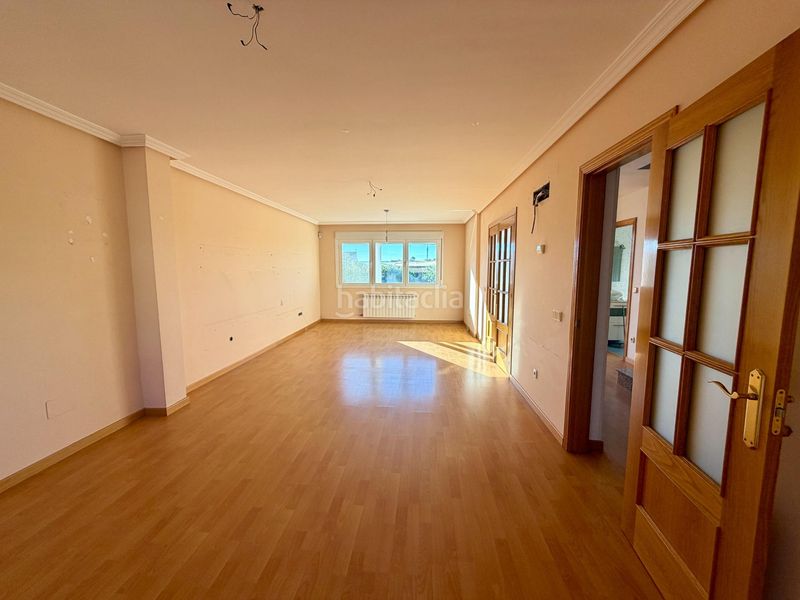 Foto b14c736f-a4a5-41ec-aecd-e0698b13e0cd. Chalet en calle valenzana 5 estupendo chalet en Estación-Cruz Roja Illescas