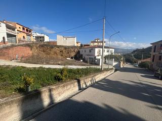 Local Comercial  Avenida blas infante. Venta solar en benamocarra ideal inversores!