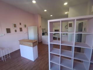 Pas-de-porte Local commercial  Calle alonso de aguilar. Traspaso de tienda alimentación y respostería