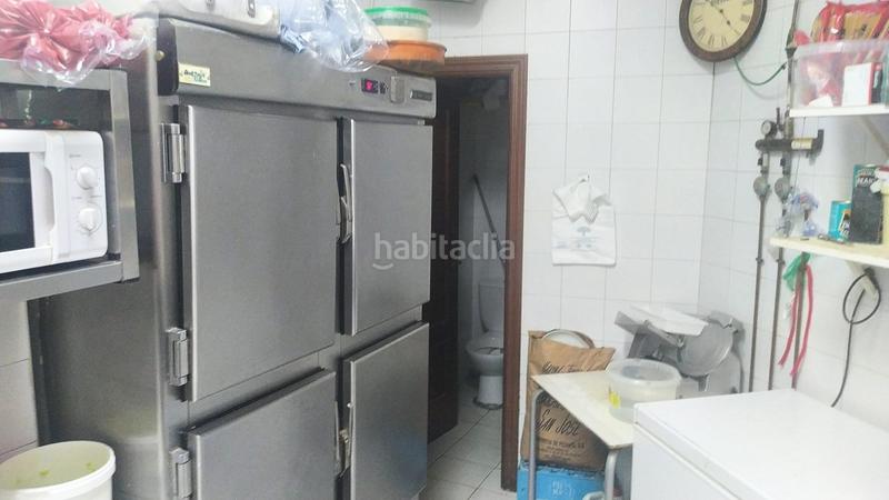 Foto ba942342-9592-433f-b9d4-6434e7ab9d95. Lloguer local comercial a Puerto Marina Benalmádena