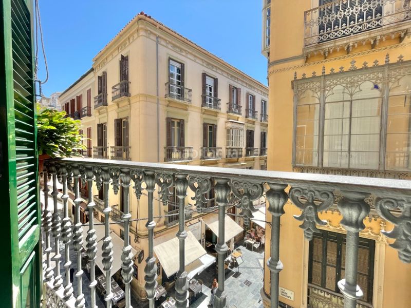 Foto ea30d3f0-7a33-4180-b529-3bf0f09bbcf8. Apartament amb calefacció a Centro Histórico Málaga