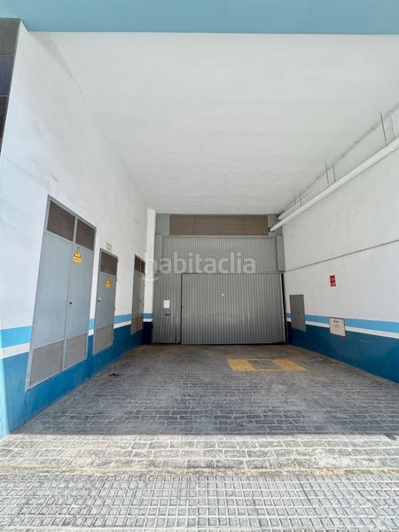 Foto dce0d3ee-7188-430f-acc6-202ef6488f59. Aparcament cotxe a Perchel Sur - Plaza de Toros Vieja Málaga