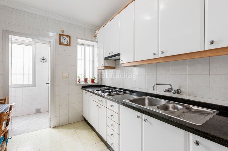 Foto adc5680b-d468-4b86-a883-990c0a9c69cb. Apartament amb aparcament a La Malagueta - Monte Sancha Málaga