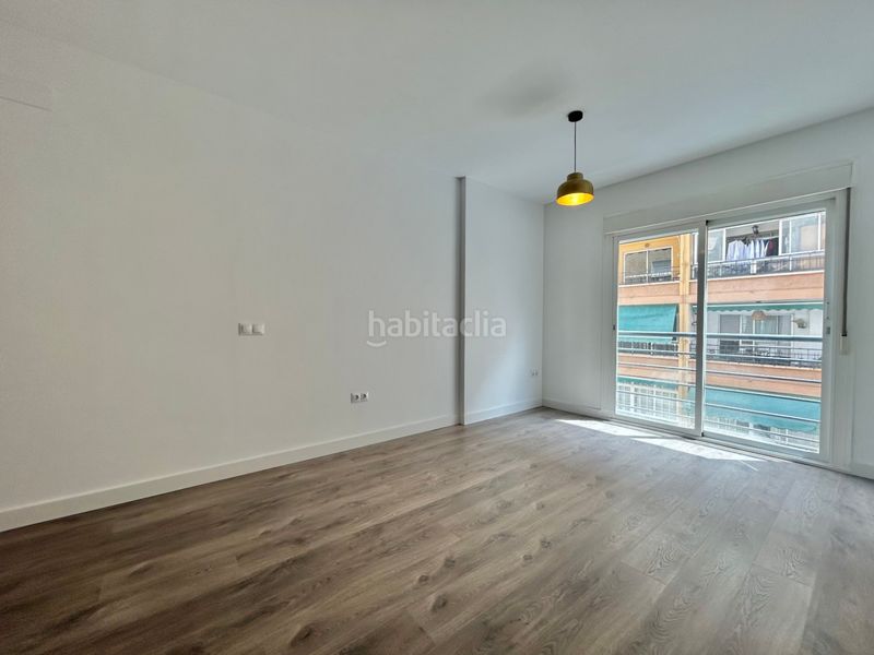 Foto 1426da32-fe7f-4491-8200-6a83d42b64cf. Apartament a Los Castillejos - La Trinidad Málaga