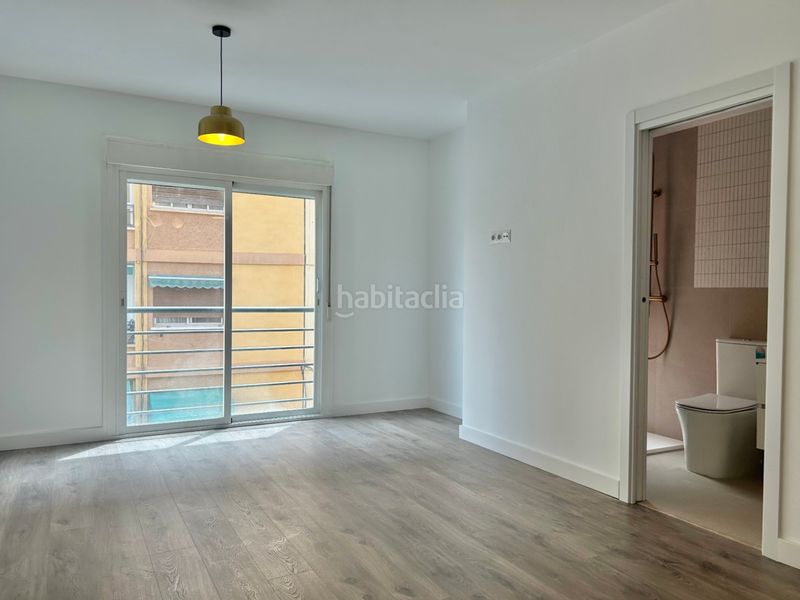 Foto 1e5f00da-9c6d-4cb3-a666-eacb0872d78a. Apartament a Los Castillejos - La Trinidad Málaga