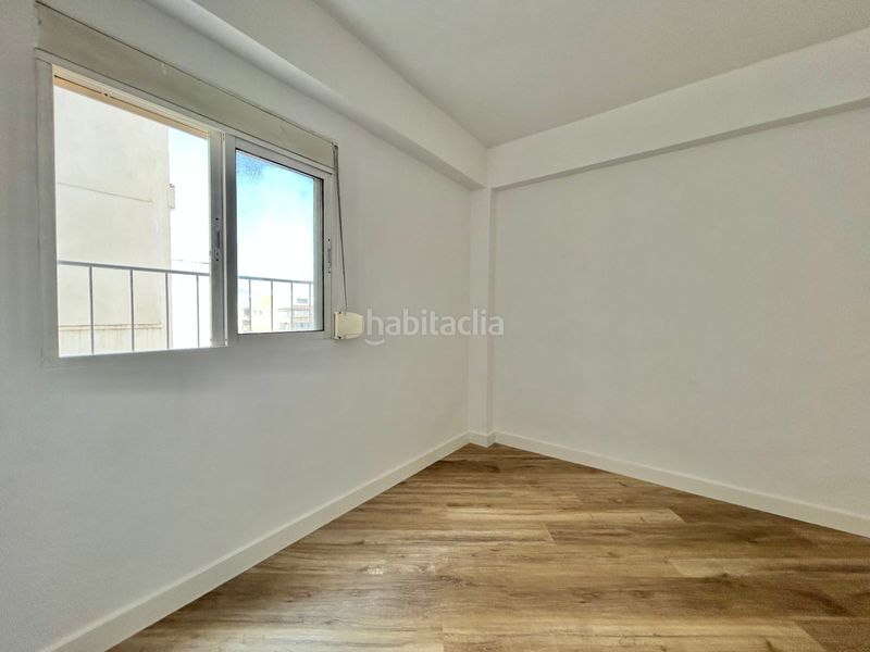 Foto cdf99ddc-e252-41c0-aef3-42157e2144a0. Apartament a Paseo Marítimo Oeste - Pacífico Málaga