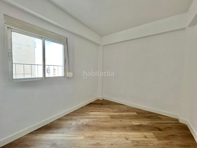 Foto f3b4e5d3-af74-4029-a408-24c4004b3e93. Apartament a Paseo Marítimo Oeste - Pacífico Málaga