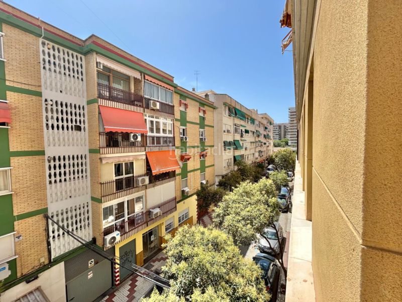 Foto 4618cd2d-3ed0-4a00-b5f5-c65d87e810e9. Apartamento en Perchel Norte Málaga