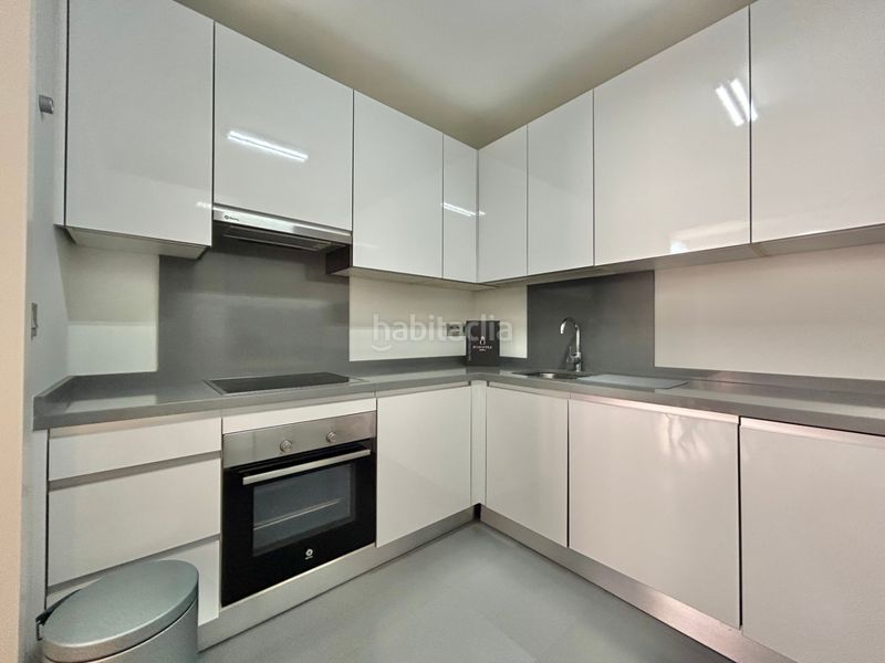Foto 19cccdad-b62a-4752-84e4-6ccd242c83fe. Apartament amb calefacció aparcament a Centro Histórico Málaga