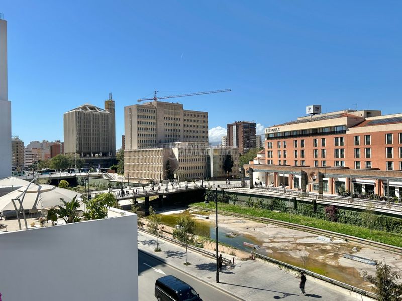Foto a016fec1-73d2-4bbe-80a7-64efffa64142. Apartament amb calefacció aparcament a Centro Histórico Málaga