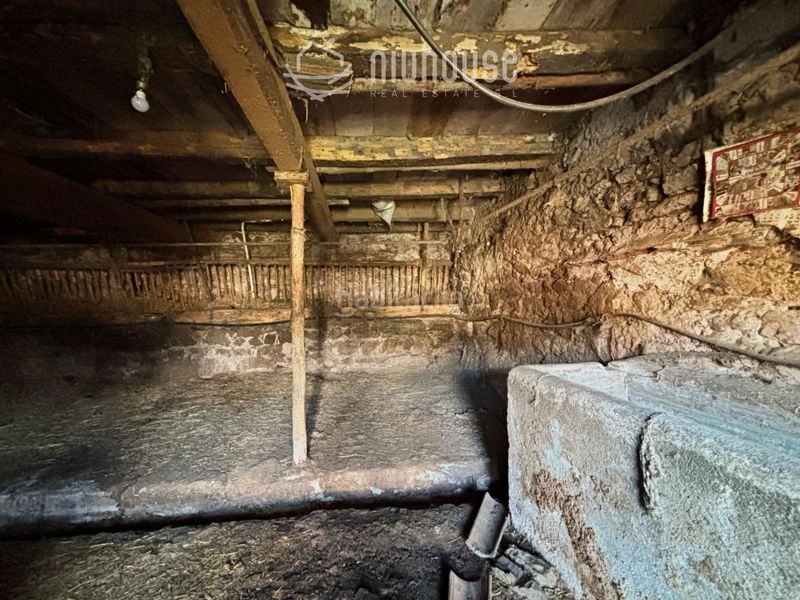 Foto 07284acf-3167-4992-80eb-7bdd52fd315c. Masia a Montellà i Martinet