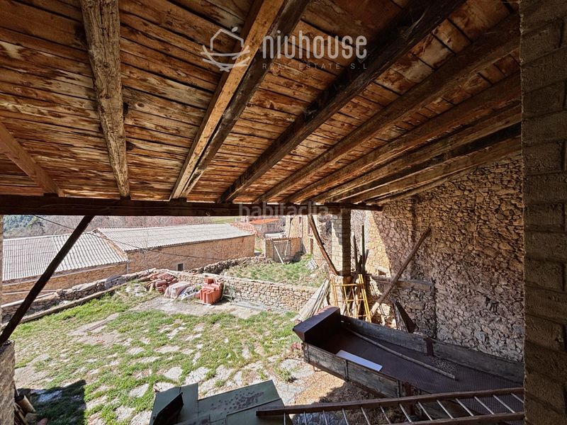 Foto 3d00d6b3-08fd-46cf-867c-d7bebb8b16bc. Masia a Montellà i Martinet