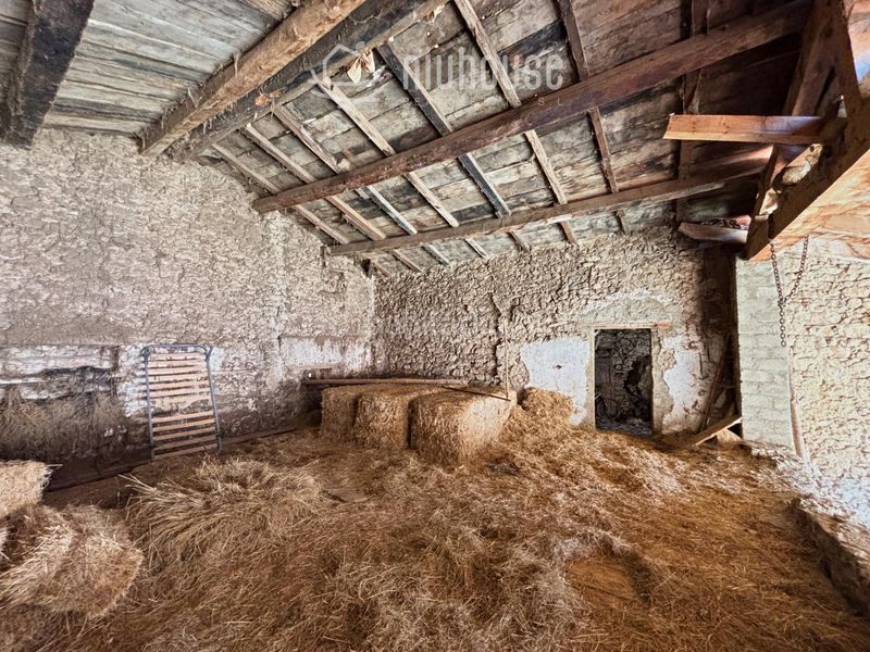 Foto 84c70ae0-7fd0-420b-986a-6c305d3727a1. Masia a Montellà i Martinet