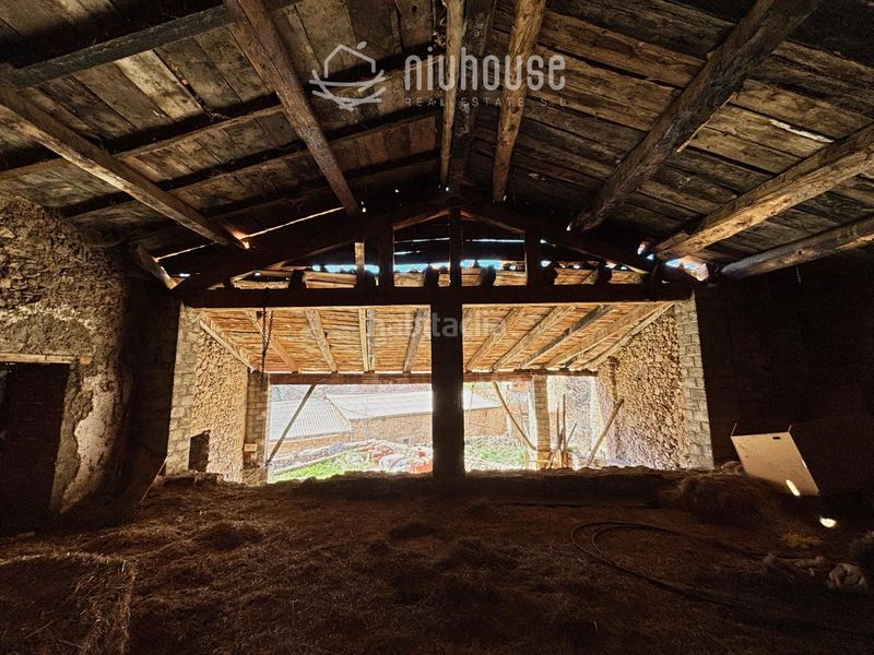 Foto b3524473-7adf-4a8e-964f-19caab394ac3. Masia a Montellà i Martinet