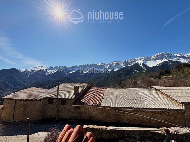 Foto c9c7d21c-f5de-4a34-9a4d-7ec2e2332585. Masia a Montellà i Martinet