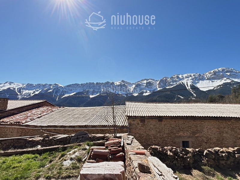 Foto ca717521-3b00-4be7-add0-89282df7e4bc. Masia a Montellà i Martinet