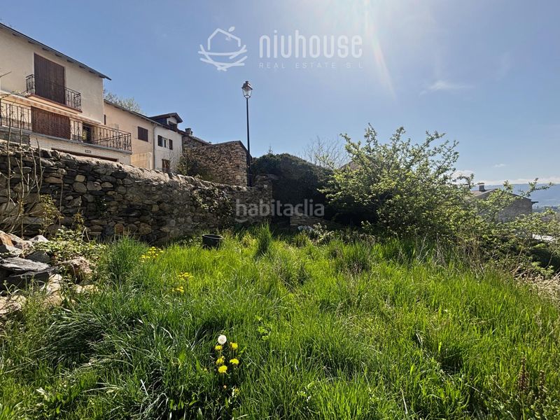 Foto 98bd8dec-dc47-42e1-930d-76e2d1b01a4f. Terreny residencial a Enveitg