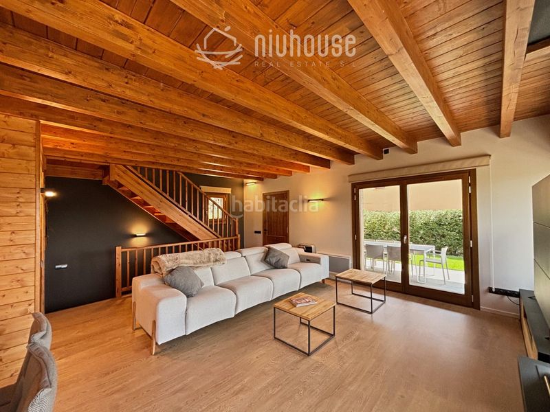 Foto 420ac8a2-14a5-4efb-b614-33ea03f6c9e5. Casa a Enveitg