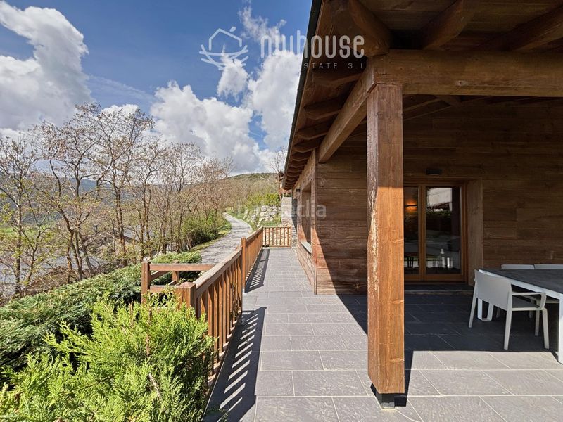 Foto 9673a194-88e6-4648-83c5-599443f11e15. Casa a Enveitg