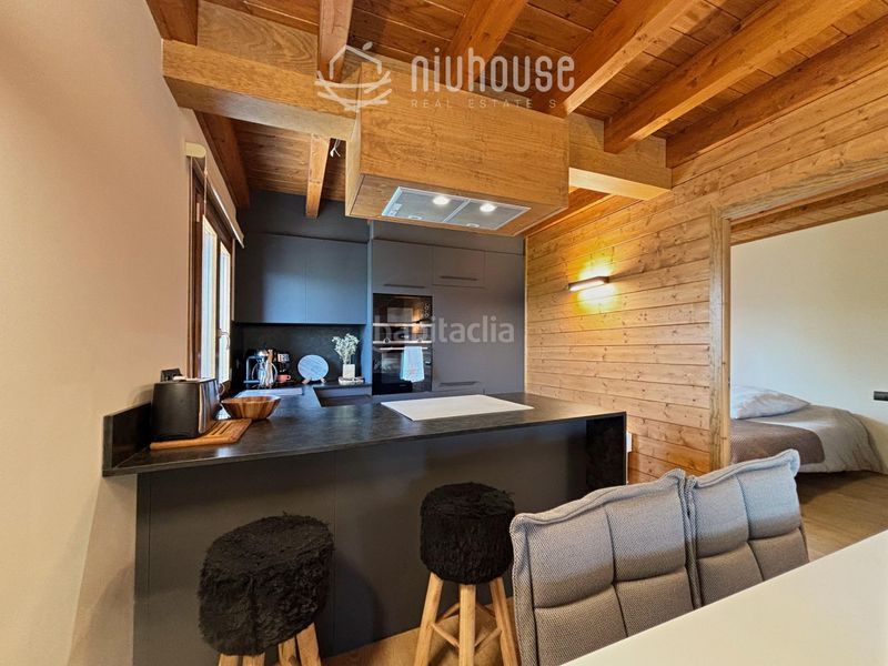 Foto e419e6ad-da82-47f0-bf1f-512a66501e2d. Casa a Enveitg