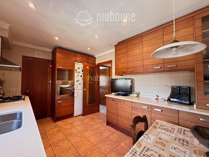 Foto c8ced80a-b77a-4e10-83ce-a1d133ee4a86. Apartament a Puigcerdà