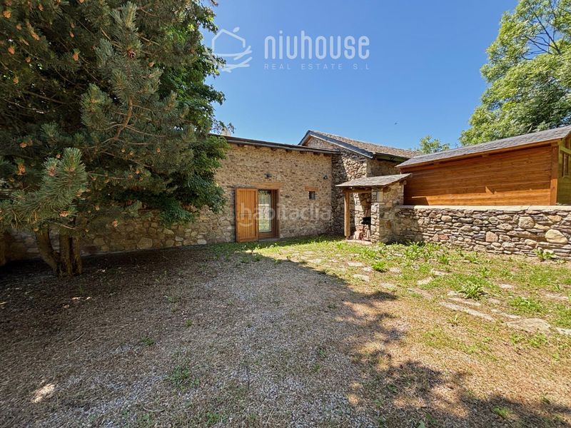 Foto 477205a7-d6ee-4d87-ba03-93020b6c4717. Maison jumelée dans Dorres
