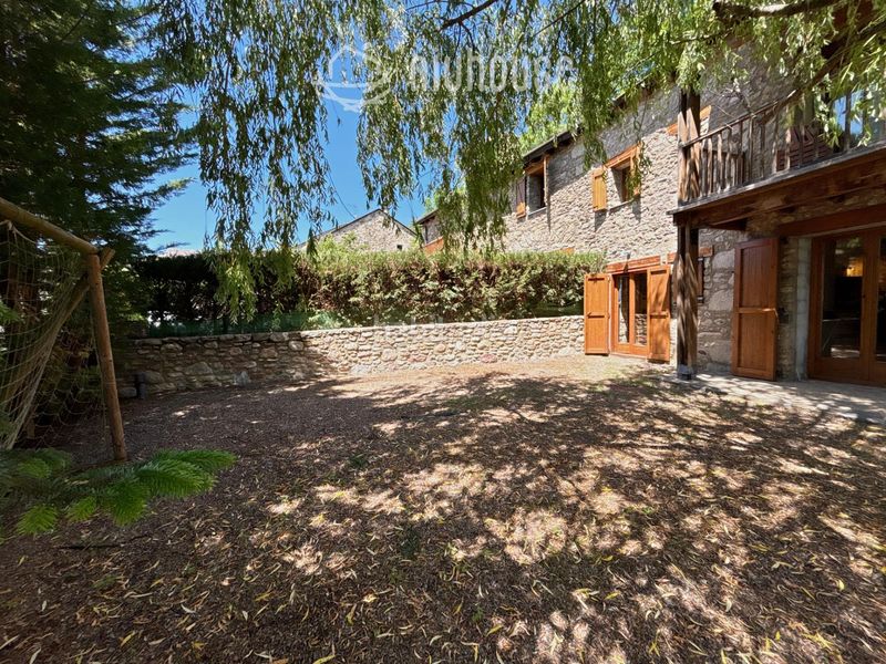 Foto a7dc7125-3c93-4772-b966-a3bf7452812c. Maison jumelée dans Dorres