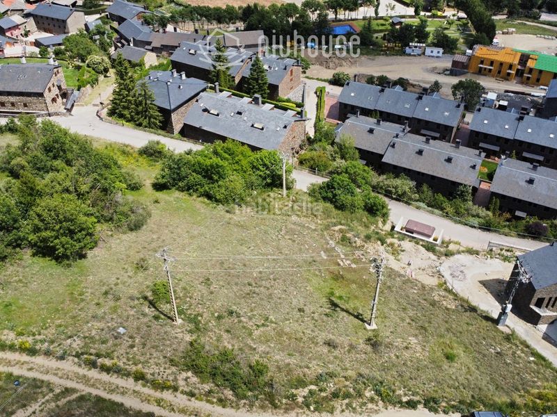 Foto 2157ef68-72cb-435e-a317-cc39efe5f093. Terreny residencial a Bolvir