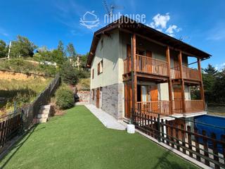 Chalet dans Osseja. Xalet adossat a ossja