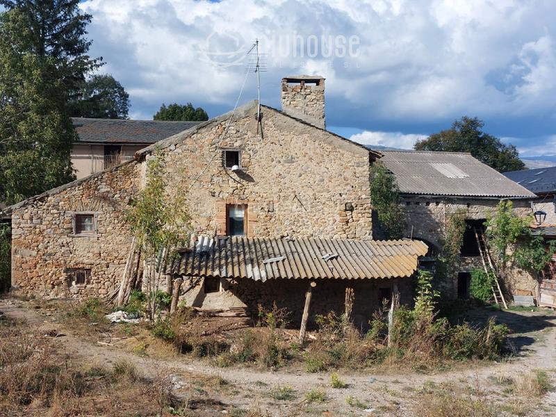 Foto c19423b7-c6c8-49e8-be68-b562fd73c6f2. Bauernhof in Prats i Sansor