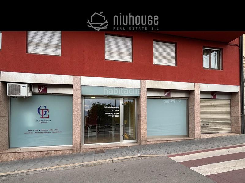 Foto 539608d2-0c70-4511-bfdf-c85e1dacc856. Local comercial en calle higini de rivera 5 en Puigcerdà