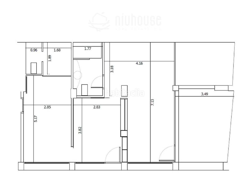 Foto b85f0c55-85ca-4b5e-8a78-2e72f78e502e. Local comercial en calle higini de rivera 5 en Puigcerdà