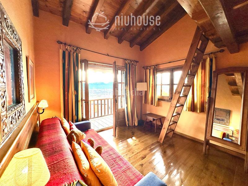 Foto 11120198-ce2b-4853-b17d-9a447c8fe7e9. Maison jumelée avec parking dans Llívia