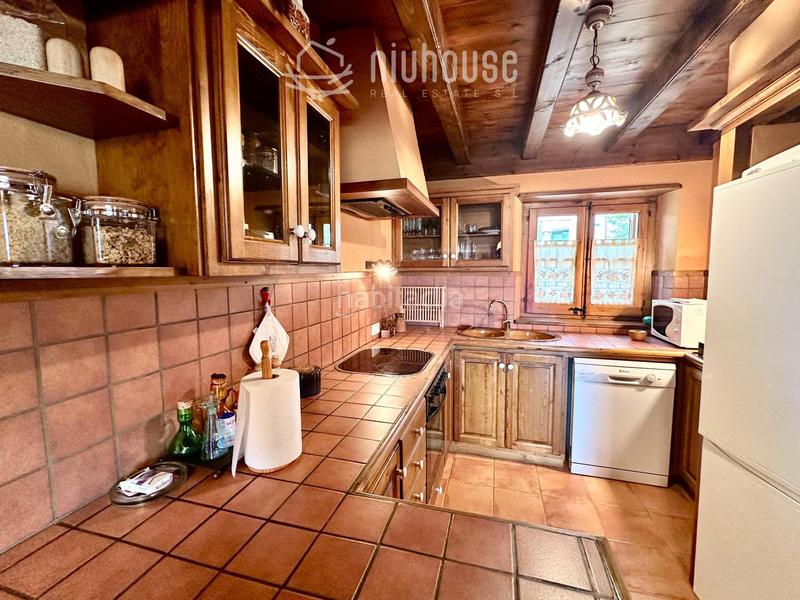 Foto 9e72e5cb-18d8-4ef5-a914-12f13ba80355. Maison jumelée avec parking dans Llívia