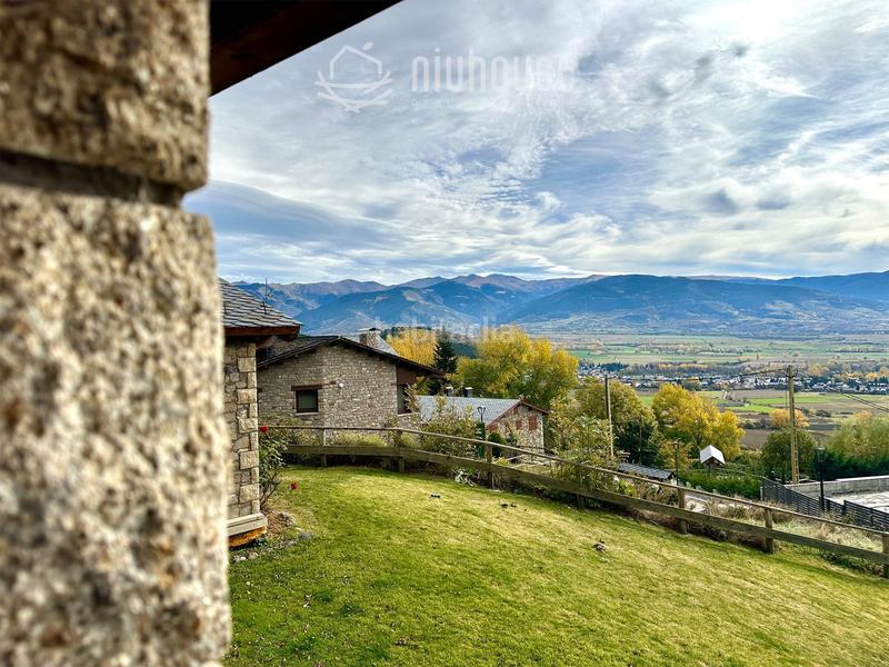 Foto a8b328c2-9e08-4786-a367-8bba3c889ccc. Maison jumelée avec parking dans Llívia