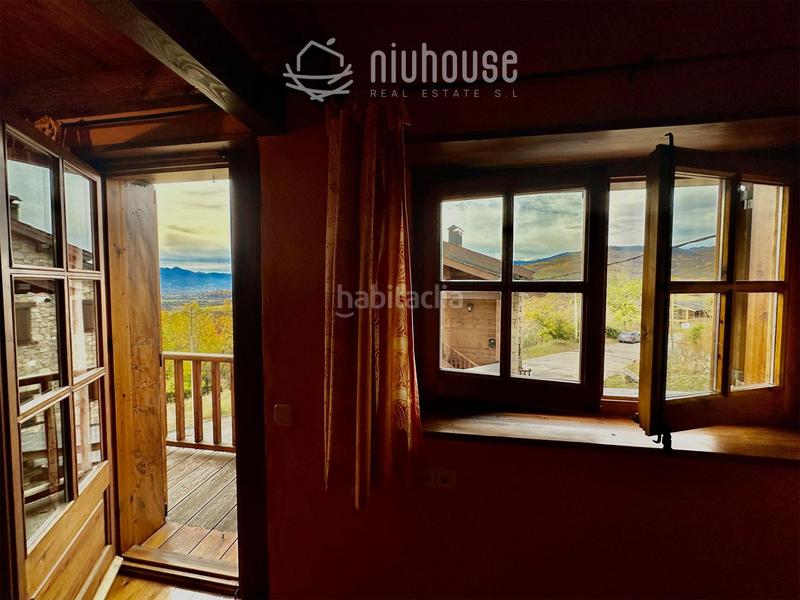 Foto e40d7f07-6bbb-4689-a7b1-7abc4e7021d3. Maison jumelée avec parking dans Llívia