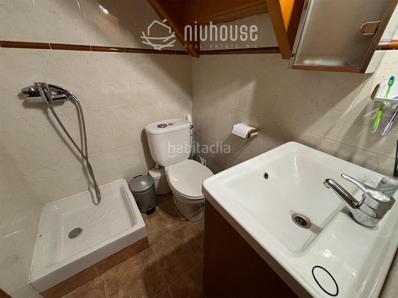 Foto 4d38117e-4488-4d05-91a1-b66bf7ef5274. Casa adossada amb aparcament a Latour de Carol