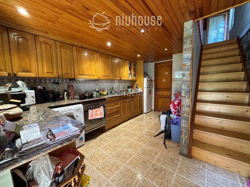 Foto 9e9c56a1-0d99-41ca-a97d-58a0db27b1d0. Casa adossada amb aparcament a Latour de Carol