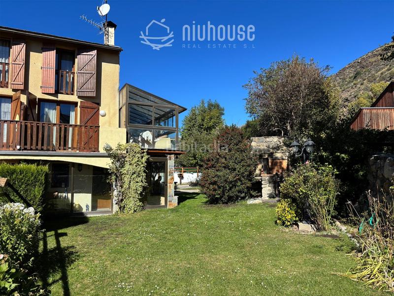 Foto b143a888-6b32-4f15-8357-663373fb8b20. Casa adossada amb aparcament a Latour de Carol