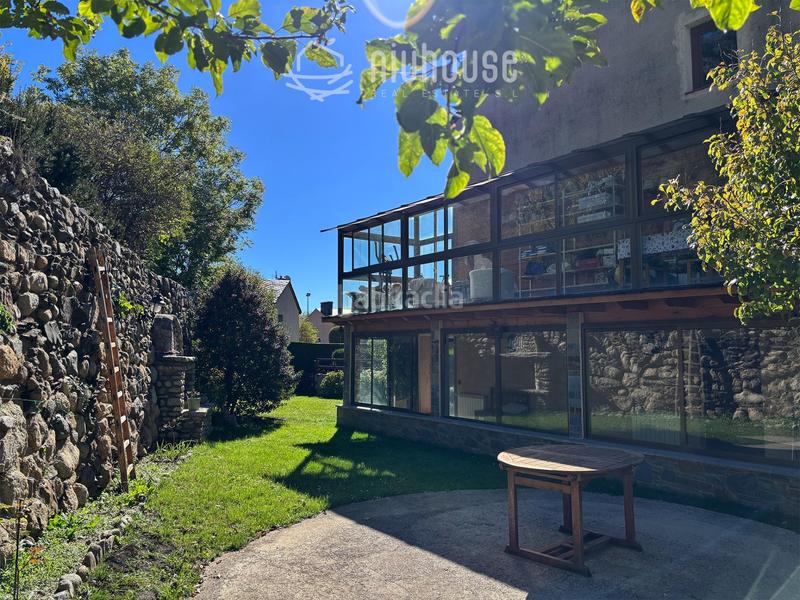 Foto c502cbe1-b1b0-4897-ad56-6d26b82deb8b. Casa adossada amb aparcament a Latour de Carol