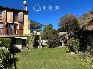 Casa adossada a Latour de Carol. Casa a tres vientos en la tour de carol