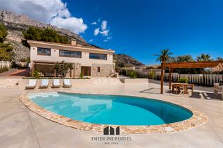 Pis en Altea la Vella. Exquisita villa de lujo con vistas al mar y a la montaa en alte