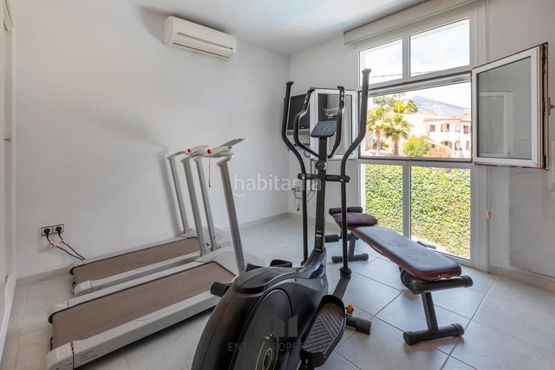 Foto 31a42af4-d9a4-43f0-a917-62a073266392. Chalet exclusivo chalet con vistas panorámicas al mar en Maryvilla, eenter properties tiene el privilegio de presentar esta magnífica en Calp