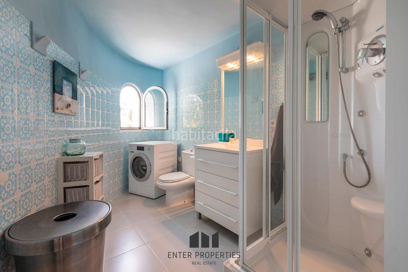 Foto 485ea028-f0cb-4474-814d-6642be69f094. Chalet exclusivo chalet con vistas panorámicas al mar en Maryvilla, eenter properties tiene el privilegio de presentar esta magnífica en Calp