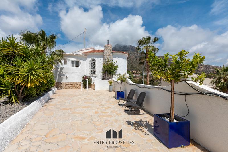 Foto 91209949-c532-49b7-9e79-4a220d3e0595. Chalet exclusivo chalet con vistas panorámicas al mar en Maryvilla, eenter properties tiene el privilegio de presentar esta magnífica en Calp