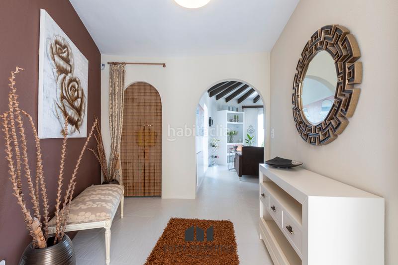 Foto a8c9d570-2d1e-426f-a886-ef20a13c4ea8. Chalet exclusivo chalet con vistas panorámicas al mar en Maryvilla, eenter properties tiene el privilegio de presentar esta magnífica en Calp